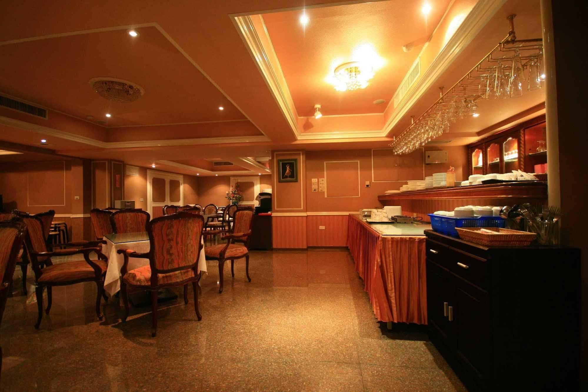 Finders Hotel Hualien Station Luaran gambar
